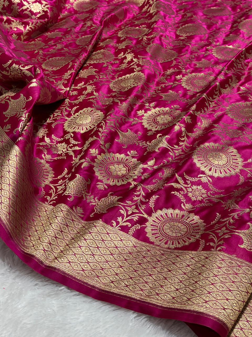 Majestic Rani Pink Floral Jaal Katan Banarasi Silk Saree with Golden Border 6