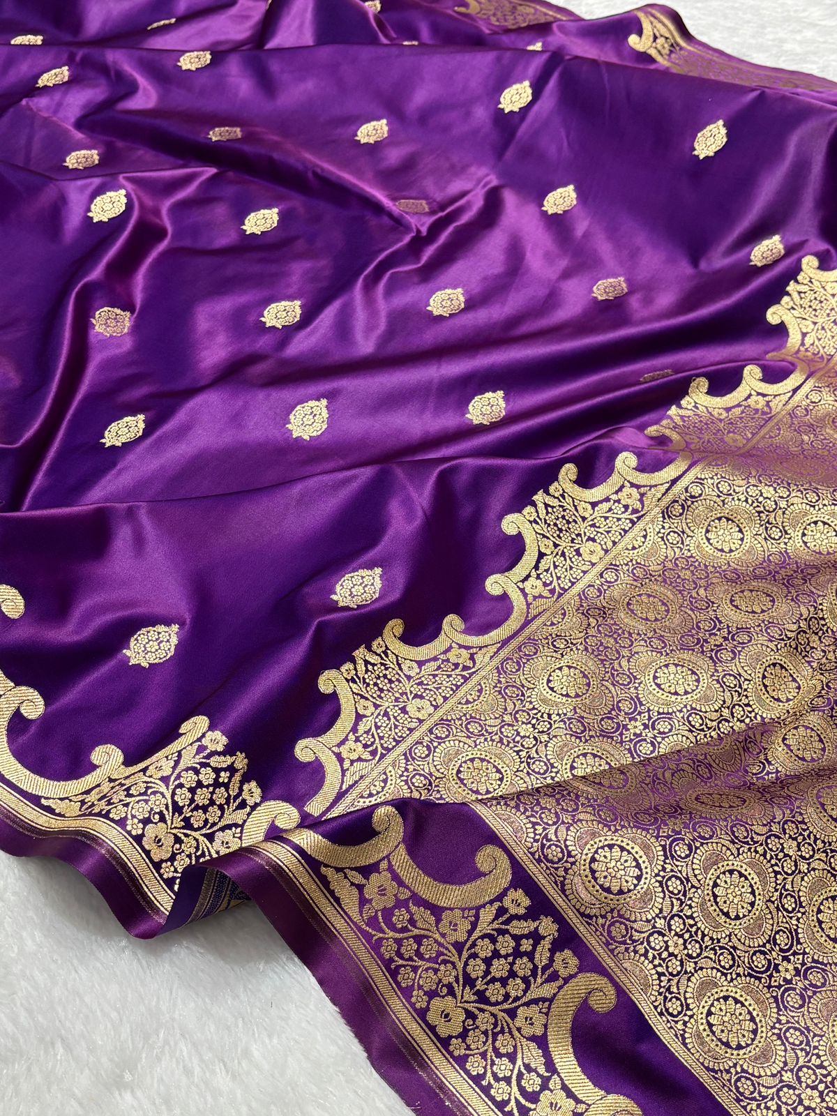 Royal Purple Katan Silk Banarasi Saree with Floral Kangoora Zari Border